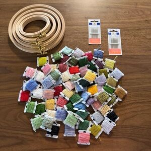 Nurge Embroidery Hoops + DMC Floss and Needle Set